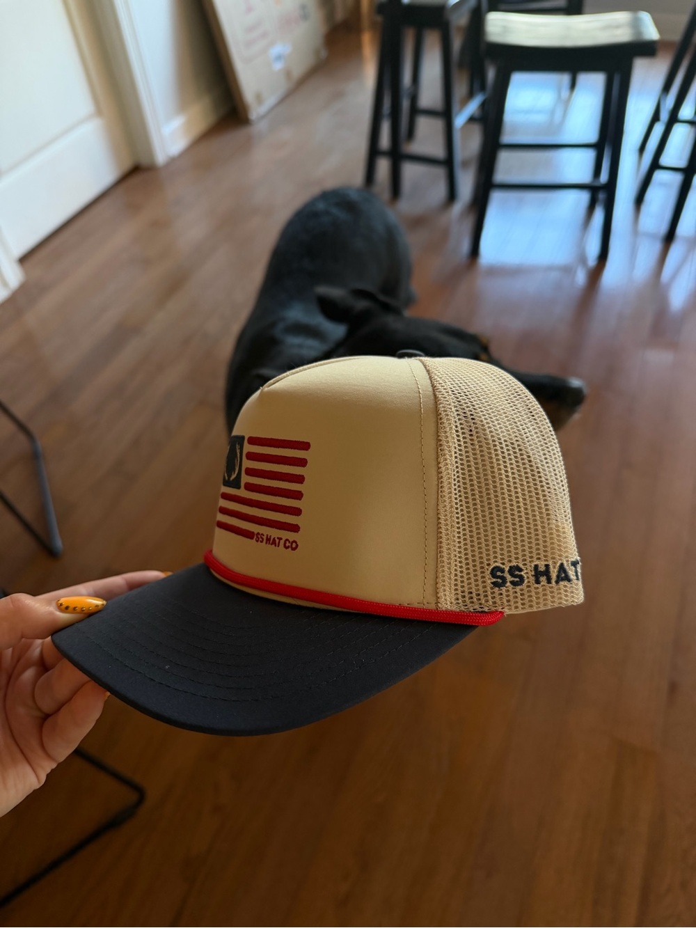 Southern string hat - Picture 2 of 2